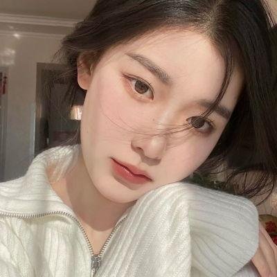 玉米上的麻雀